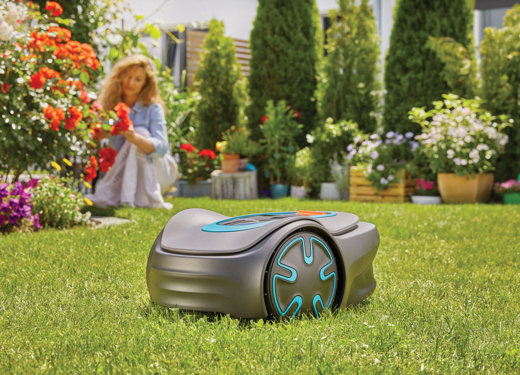 The-new-GARDENA-SILENO-Minimo-Lawnmower.jpg